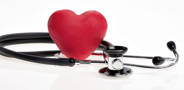 Bild zu Chronische Herzinsuffizienz - Bei Symptomen frühzeitig ­Therapie anpassen