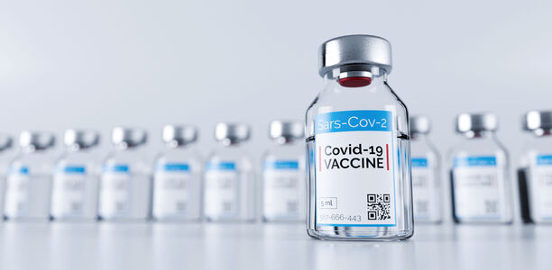 Bild zu COVID-19 - 379 Millionen-Corona-Impfdosen …